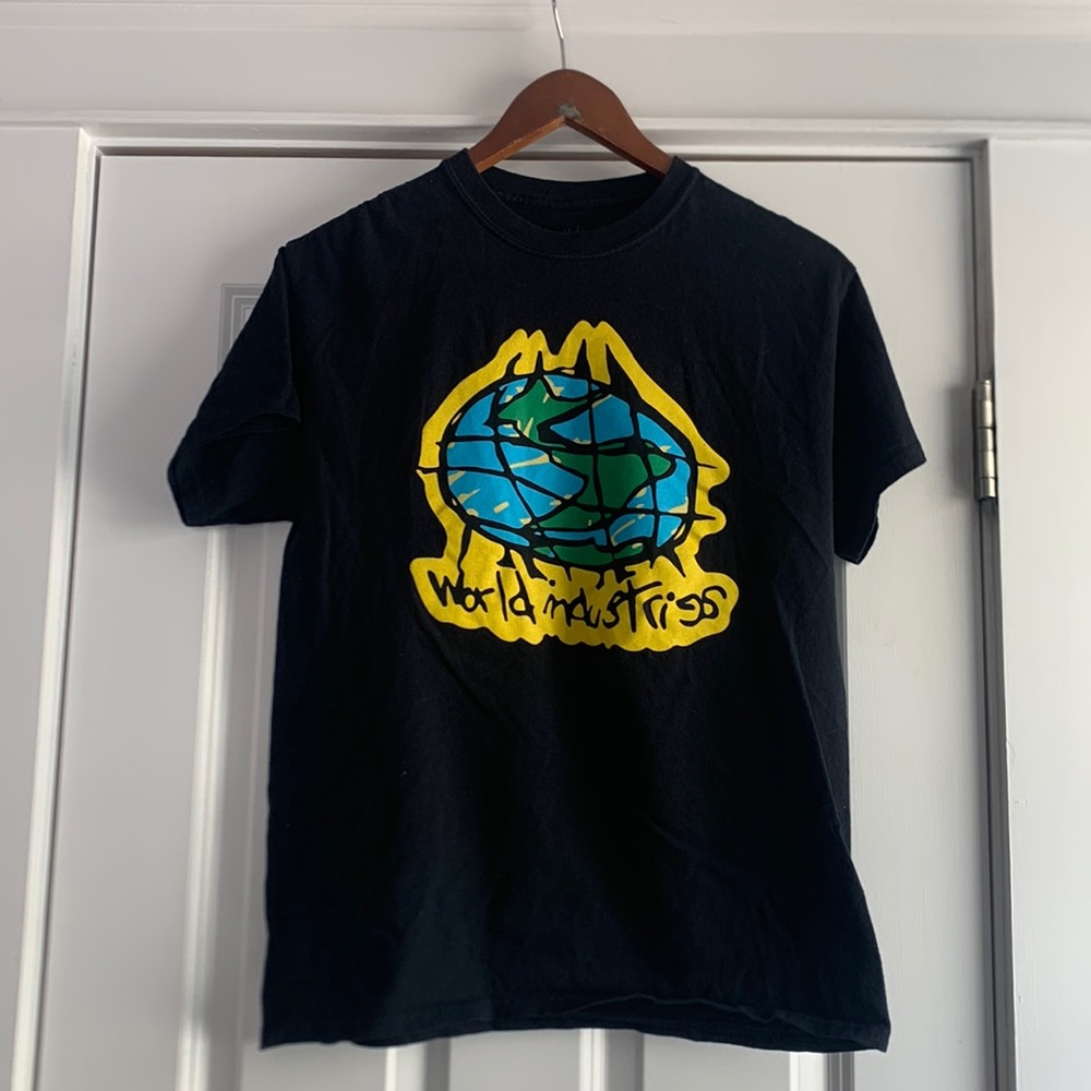 World Industries Earth shirt size M in black, good condition